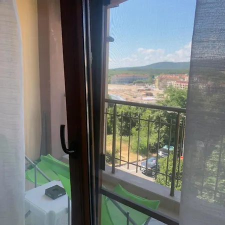 студио приятели * 茨雷沃