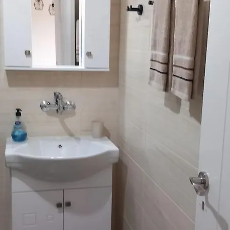 Apartament студио приятели